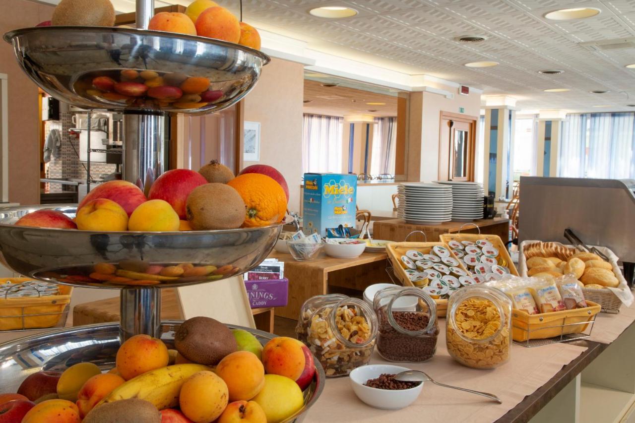Hotel Norma 미사노아드리아티코 외부 사진