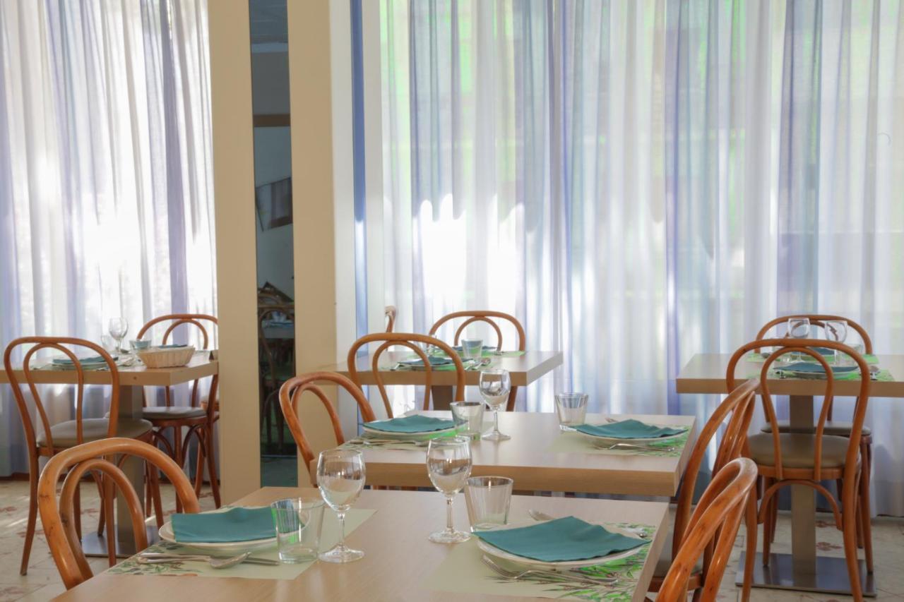 Hotel Norma 미사노아드리아티코 외부 사진